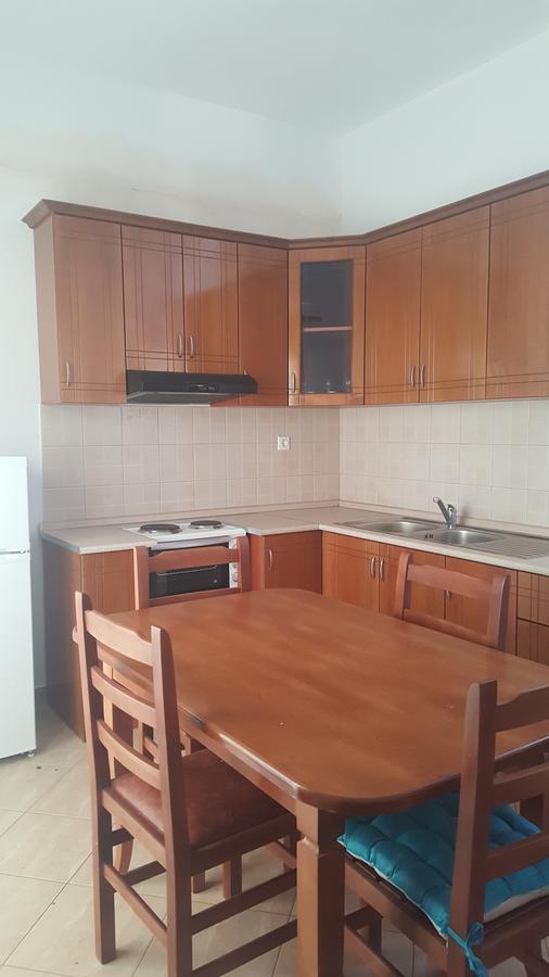 Mihalis Apartments Himarë Exterior foto